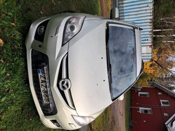Mazda 5 Peräseinäjoki - valokuva 1