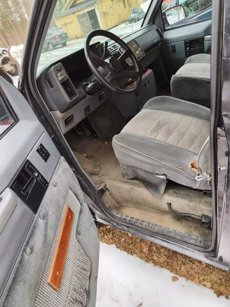 Chevrolet Astro Оулу - изображение 5