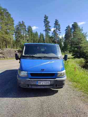 Ford Transit Siikainen