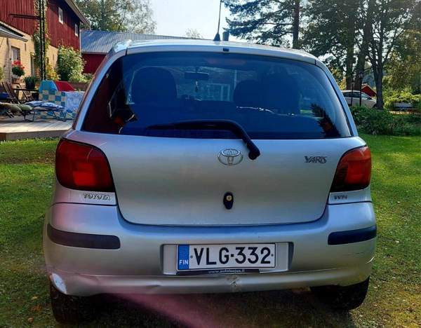 Toyota Yaris Helsinki - valokuva 7