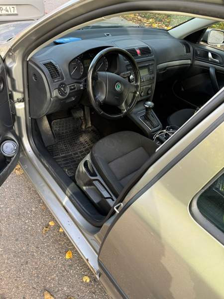 Skoda Octavia Vantaa - valokuva 4
