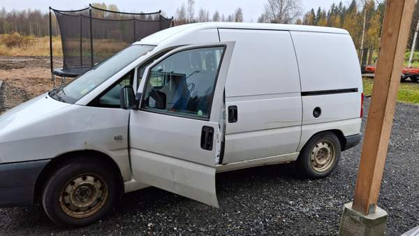 Peugeot Expert Kajaani - valokuva 2