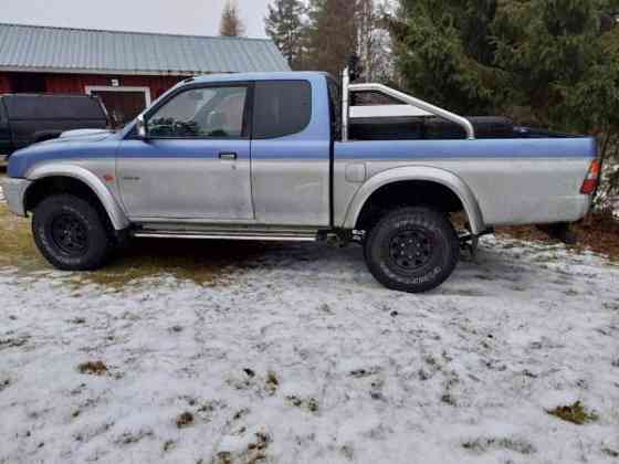 Mitsubishi L200 Рованиеми