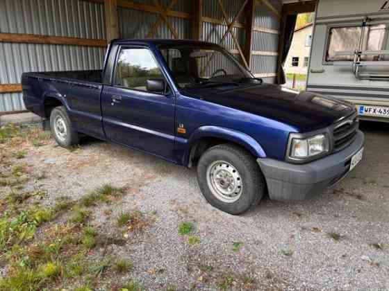 Mazda B2500 Orivesi