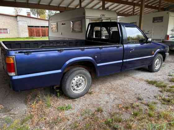 Mazda B2500 Orivesi