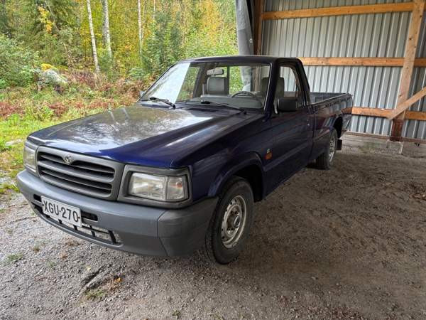 Mazda B2500 Orivesi - photo 1