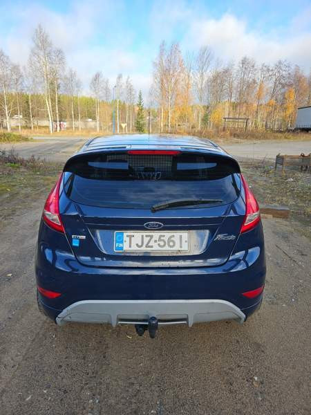 Ford Fiesta Van Каяни - изображение 5