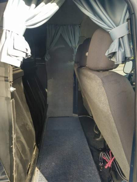 Hyundai H1 Van Yloejaervi - photo 8