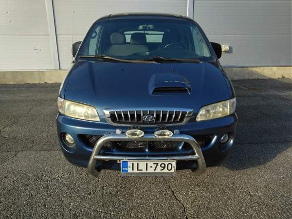 Hyundai H1 Van Yloejaervi - photo 3