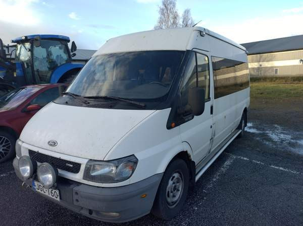 Ford Transit Hafnarfjoerdur - valokuva 2