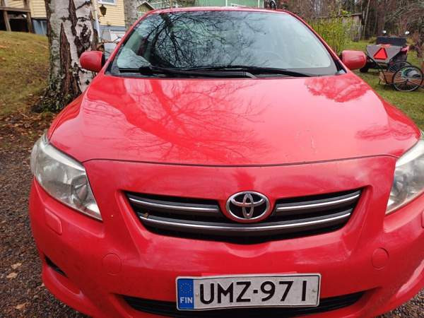 Toyota Corolla Sulkava - photo 2