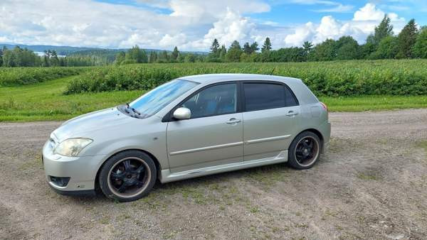 Toyota Corolla Multia - photo 1