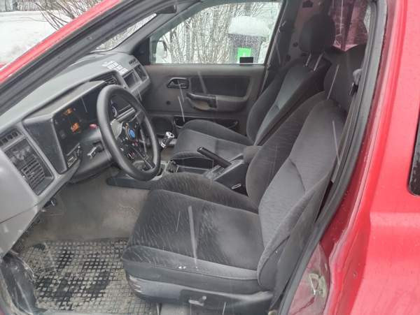 Ford P100 Tuusula - valokuva 8