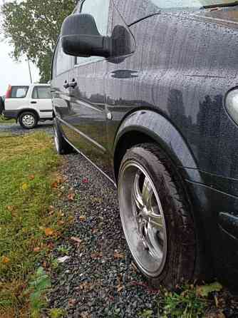 Mercedes-Benz 115 Hafnarfjoerdur