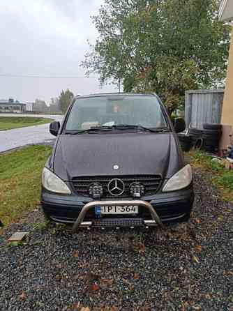 Mercedes-Benz 115 Hafnarfjoerdur