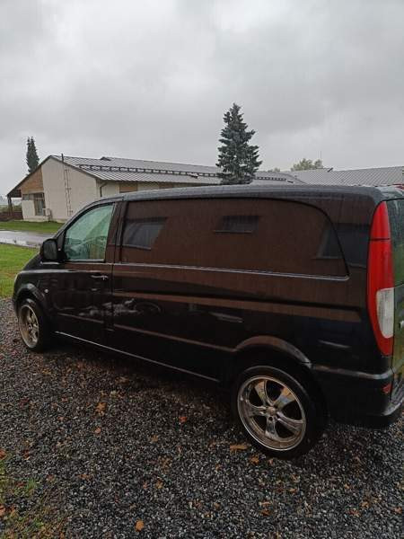 Mercedes-Benz 115 Hafnarfjoerdur – foto 3