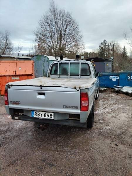 Mazda B2500 Pöytyä – foto 2