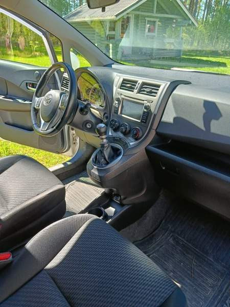 Toyota Verso-S Kaustinen - valokuva 4