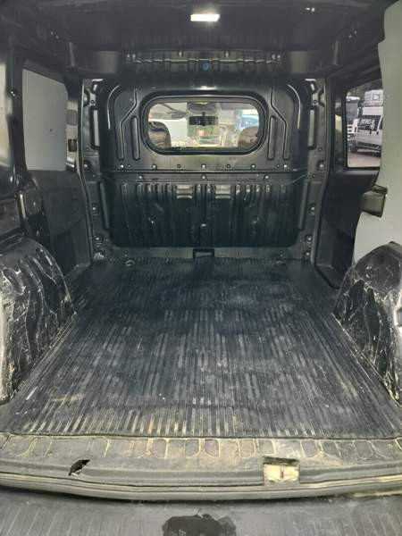 Opel Combo Хямеэнлинна - изображение 7