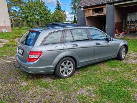 Mercedes-Benz C Siikainen
