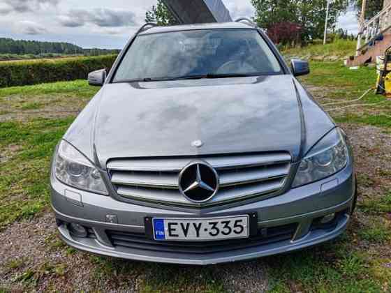 Mercedes-Benz C Siikainen