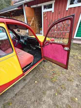 Citroen 2CV Lons-le-Saunier