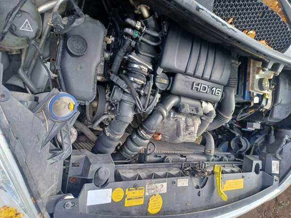 Citroen Berlingo Van Raasepori - valokuva 7