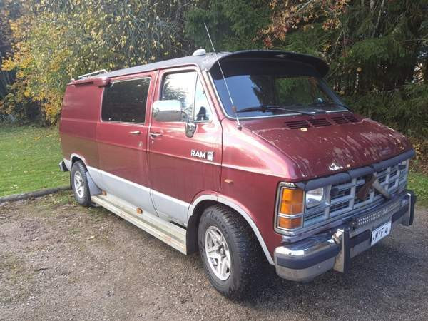 Dodge Ram B350 Eurajoki - photo 1