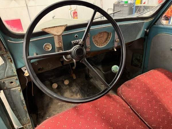 Renault Juvaquatre Mäntsälä - valokuva 8