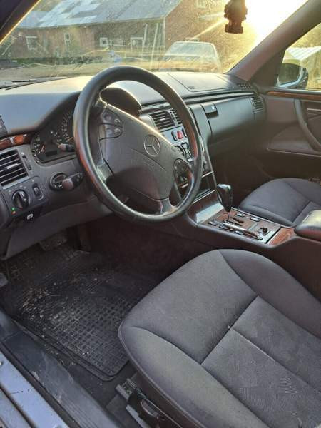 Mercedes-Benz 270 Kokemäki - изображение 7