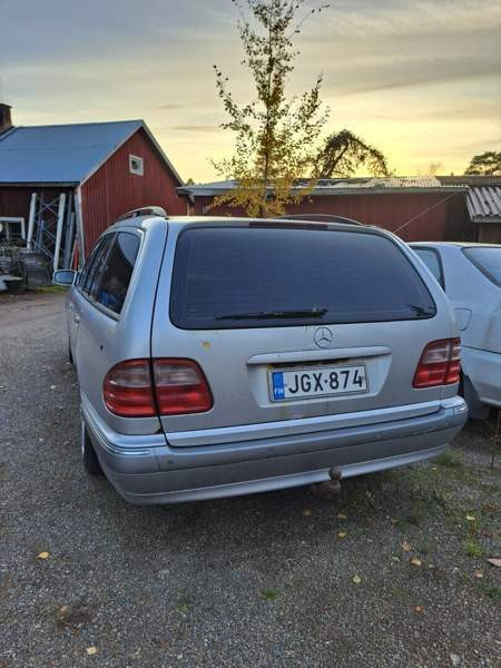 Mercedes-Benz 270 Kokemäki - изображение 2