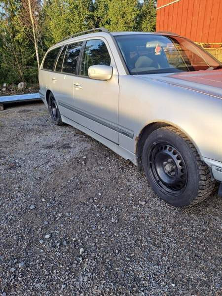 Mercedes-Benz 270 Kokemäki - изображение 6