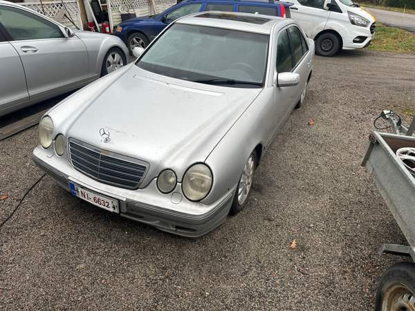 Mercedes-Benz 270 Porvoo - photo 2