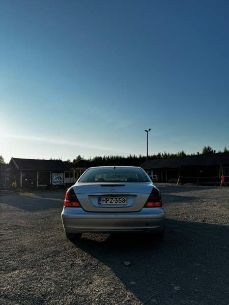 Mercedes-Benz 270 Nurmijaervi – foto 5