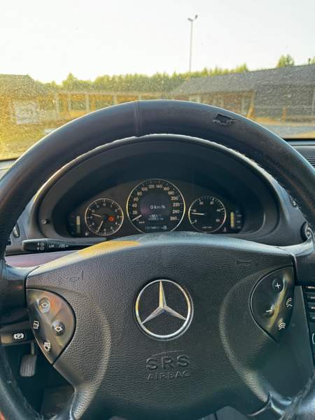 Mercedes-Benz 270 Nurmijaervi – foto 7