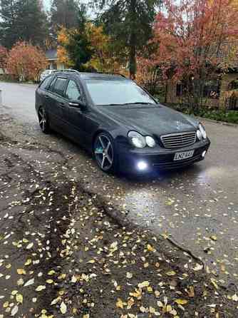 Mercedes-Benz 270 Rovaniemi