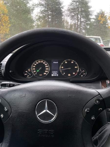 Mercedes-Benz 270 Рованиеми - изображение 6