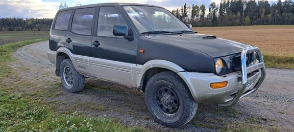 Nissan Terrano II Sastamala – foto 2