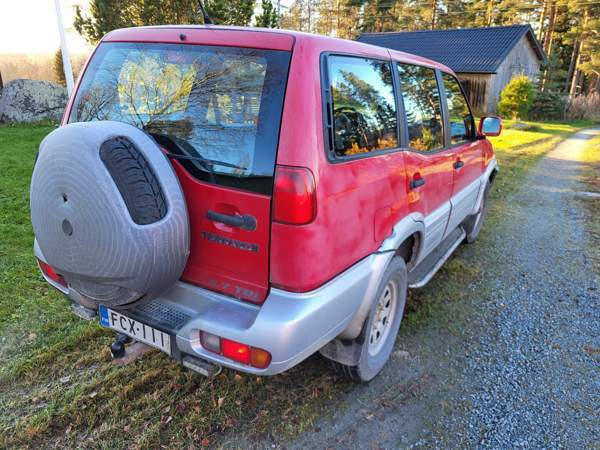 Nissan Terrano II Viitasaari – foto 5