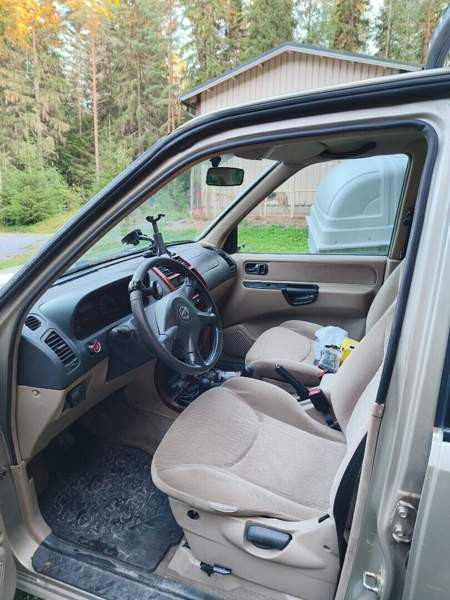 Nissan Terrano II Kauhava - valokuva 4