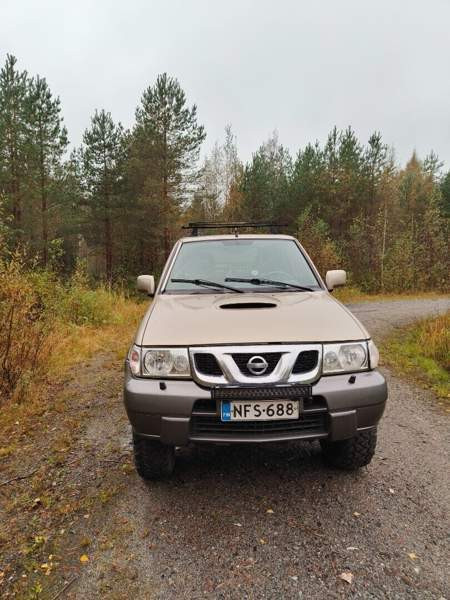 Nissan Terrano II Kauhava - valokuva 2