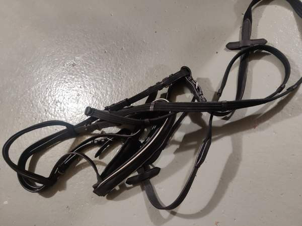 2xponin suitset uudet 25e/kpl Vantaa – foto 1