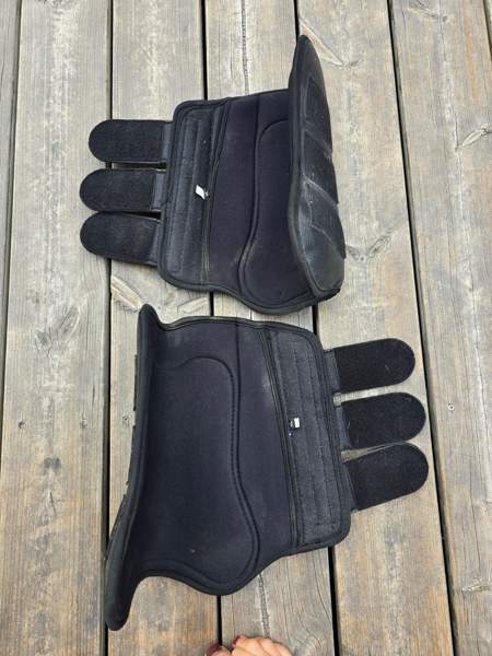 Lemieux mustat nahkaiset koulusuojat, XL Keuruu – foto 4