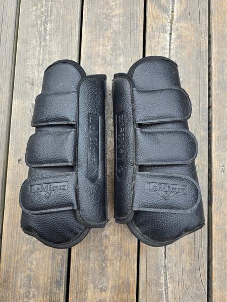 Lemieux mustat nahkaiset koulusuojat, XL Keuruu – foto 1