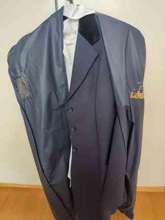 Kisatakki, paita ja hanskat Vantaa