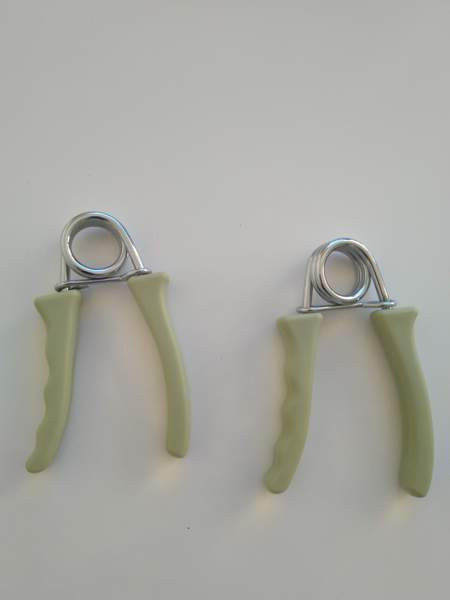 Käden puristusvoimalaite, 2 kpl Эспоо - изображение 1