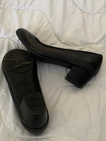 Jana-avokkaat nahkaa Jyvaeskylae – foto 1