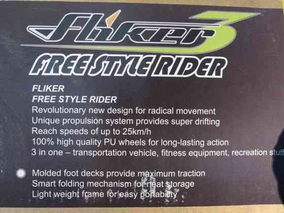 Potkulauta Fliker Scooter - kolmipyörä Helsinki