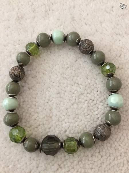 Vihreäsävyinen rannekoru Keuruu - photo 1