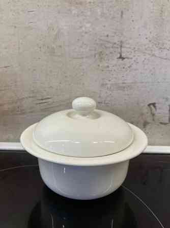 Arabia Arctica sokerikko kannella Tampere